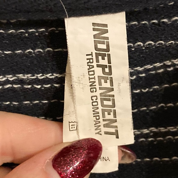 Fred’s Tavern men’s extra large hooded zip front gray sweatshirt - Picture 10 of 10